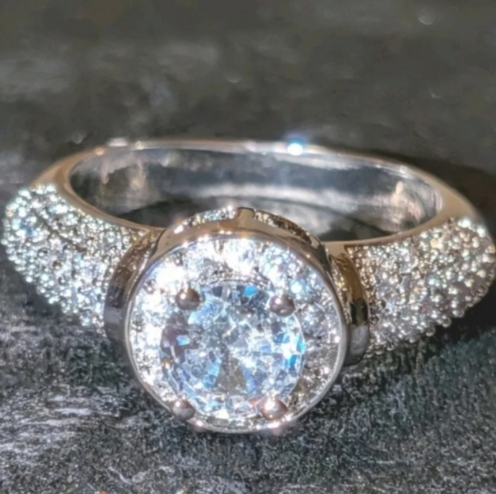Stunning Unisex 3 Ct Cushion Lab Created Diamond 925 Silver Ring Sz 7
